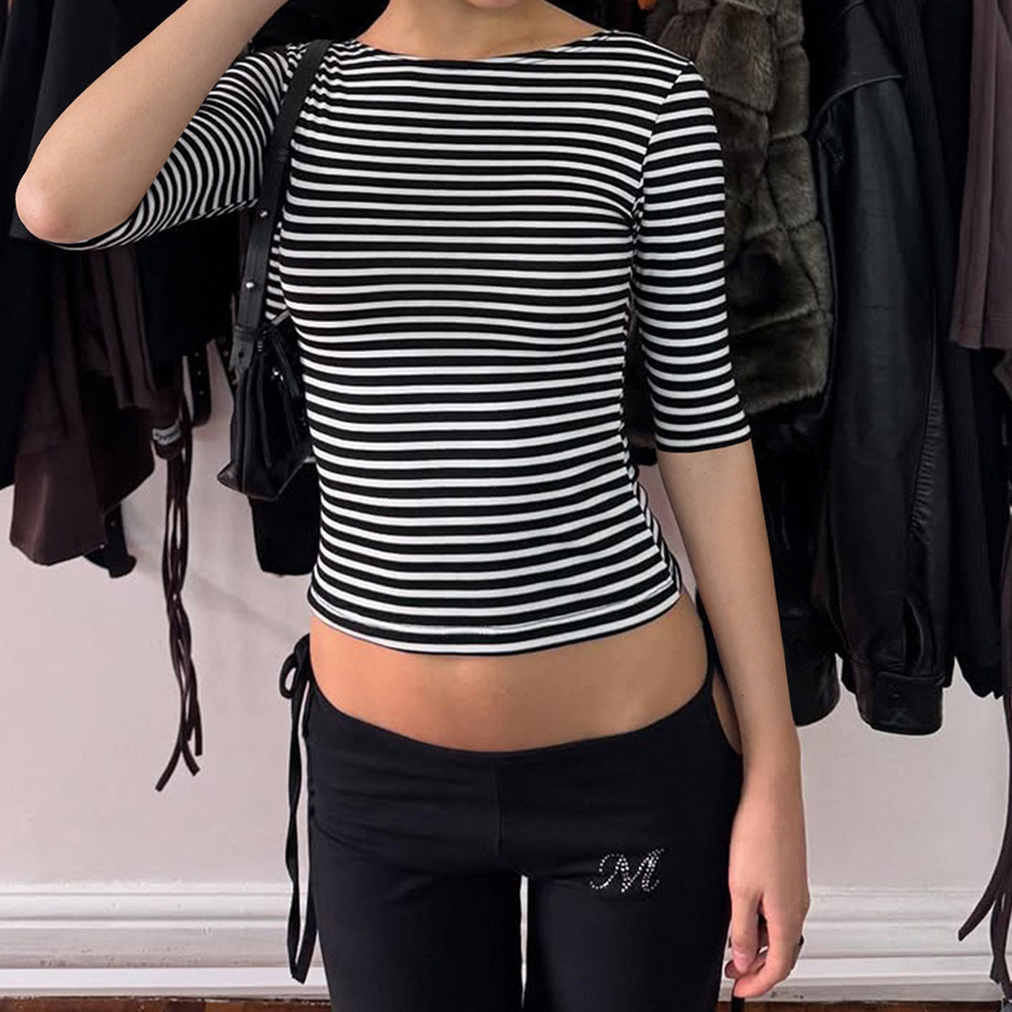 Round neck comfortable striped women's long sleeved shirt